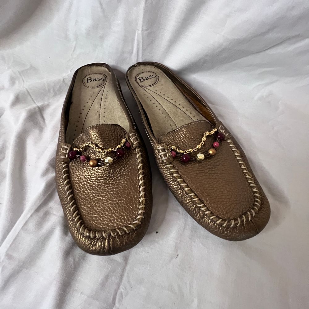 Bass Women's Selene Slip On Mules size 6.5 M Upper Leather‎ Gold color beaded